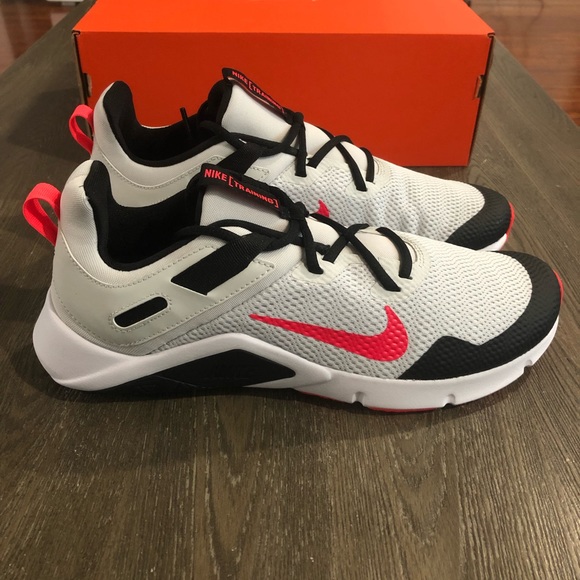 nike legend essential mens